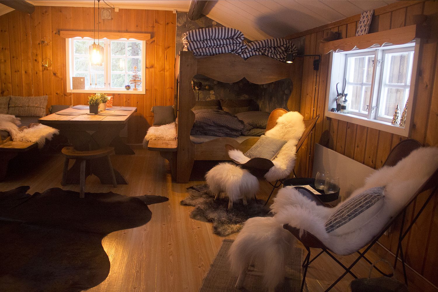 Mysig stuga på Långberget, nära Branäs. – bild 4 av 15