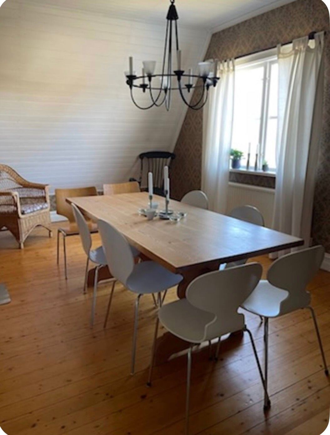 Sommaridyll i Heestrand nära hav, klippor och bad – bild 4 av 11