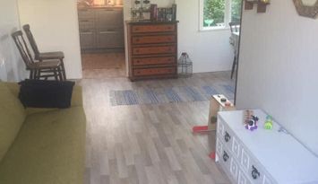 Havs- och stadsnära stuga i somriga Halmstad