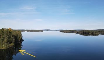 Sjöläge!! liten stuga på egen udde, båt och kanot