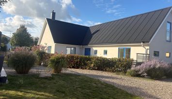 Österlenidyll i Skillinge - 350 meter från havet