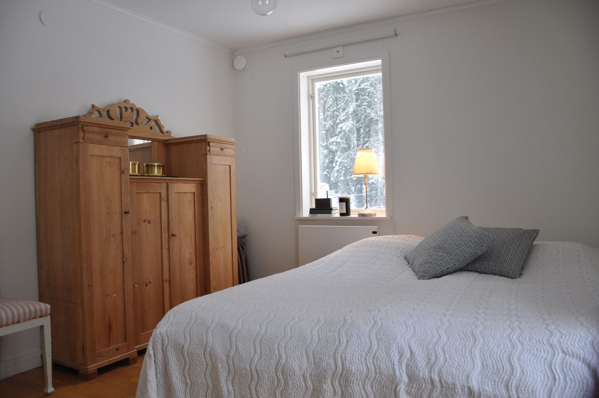 Idyllsikt sommarhus i Stockholms norra skärgård – bild 11 av 24