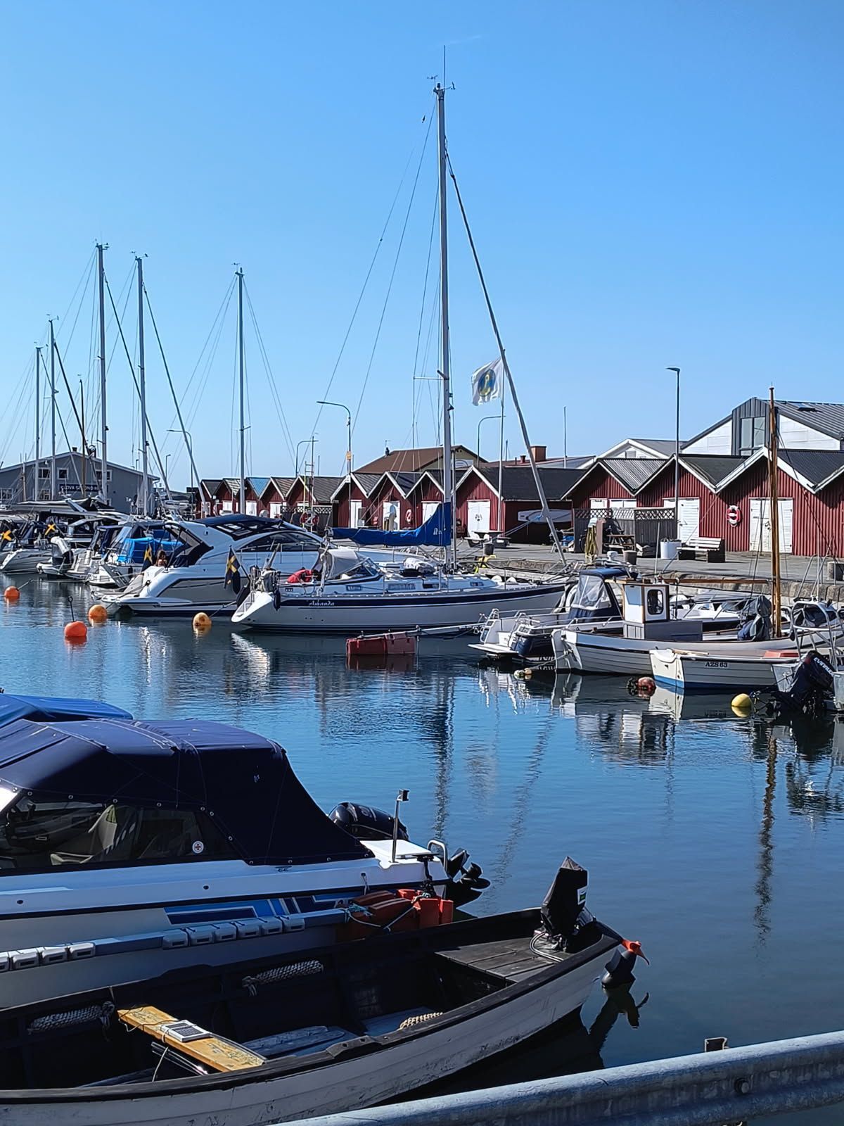 Charmig skärgårdsstuga vid Hönö Klåva Hamn – bild 16 av 23