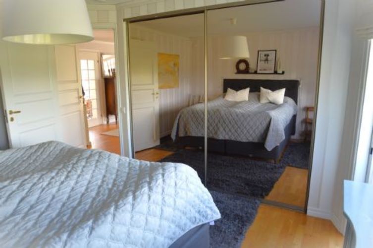 Lagnöström Ingarö. Havsutsikt, lantlig miljö – bild 20 av 24