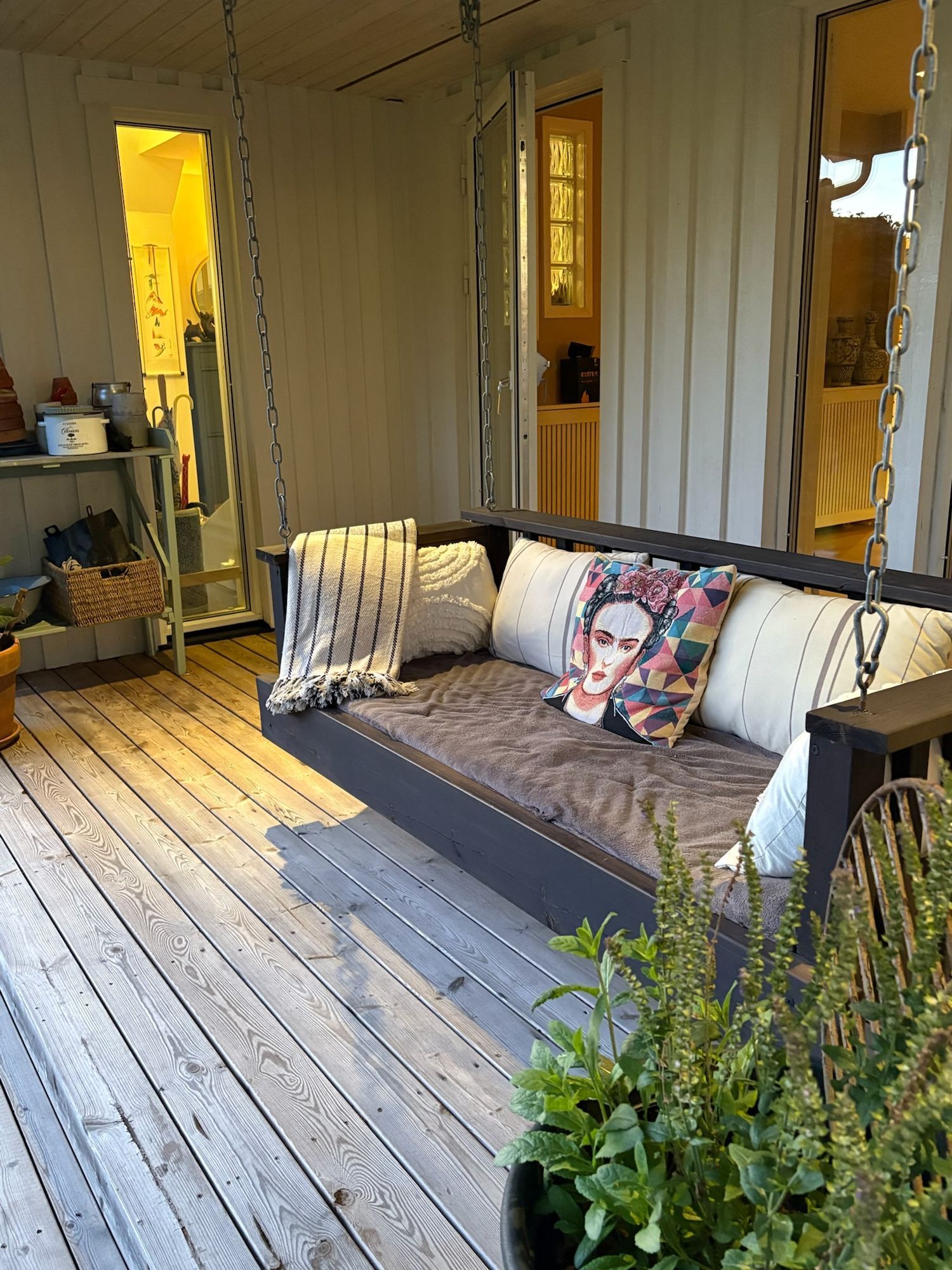 Rymlig och familjevänlig villa nära hav och natur – bild 4 av 24