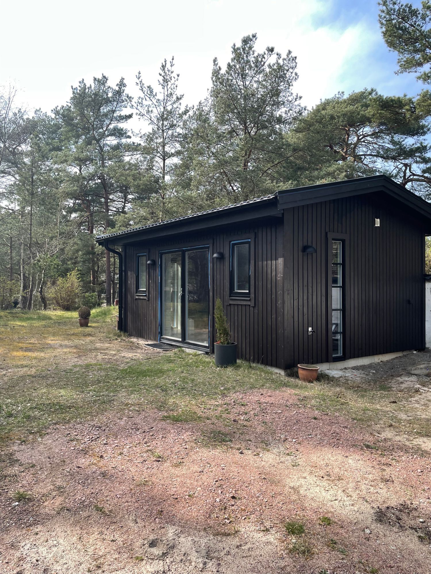 Stuga på Äspet med närhet till sandstrand – bild 17 av 19