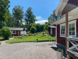 Cottage by Mälaren