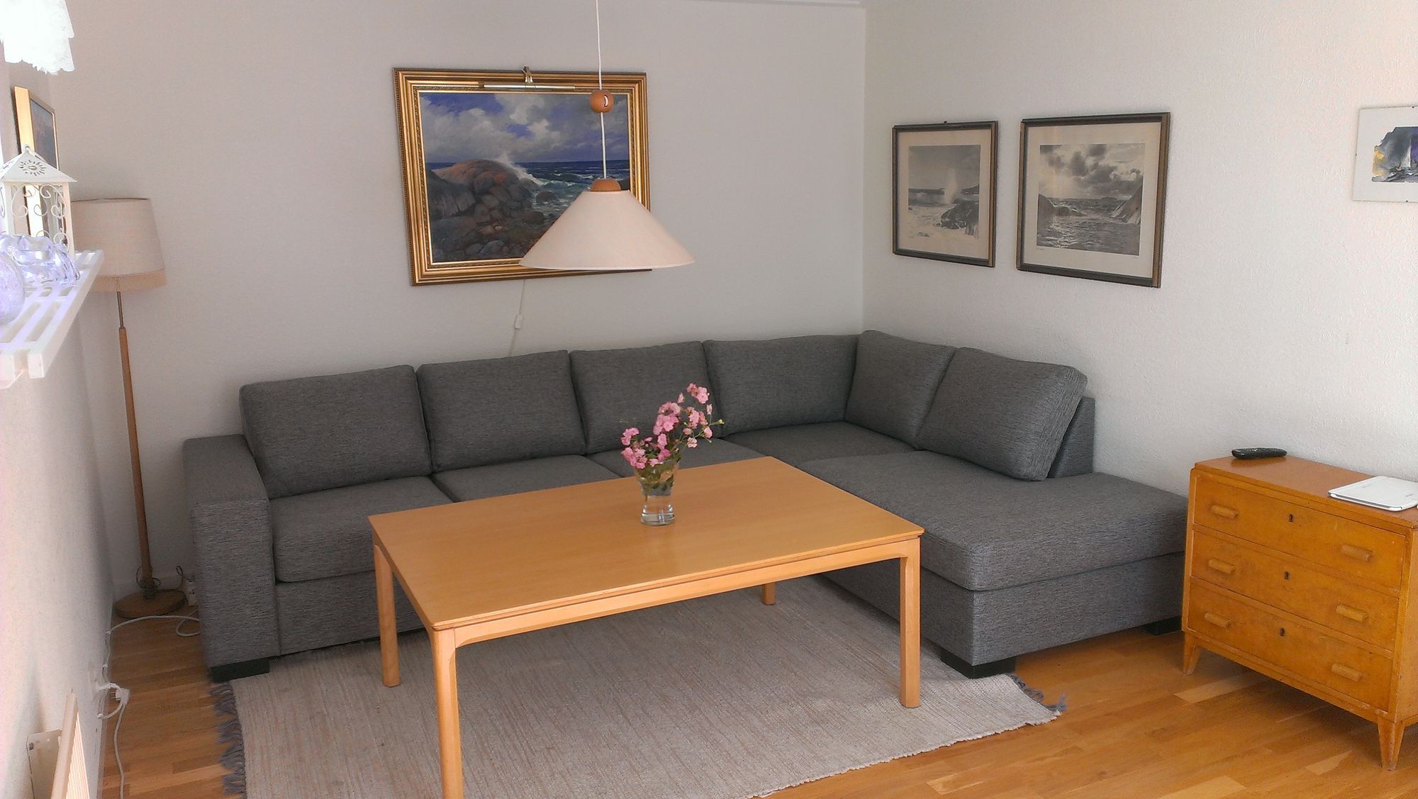 Stuga havsnära i Hönö Hästen – bild 6 av 19