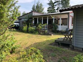 Mönsterås och Oknö, stuga nära natur och bad
