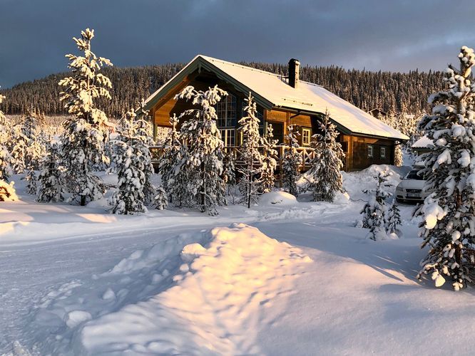 Stuga i Idre Himmelfjäll med 10 + 2 bäddar #37491