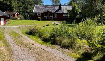 Härligt hus på landet