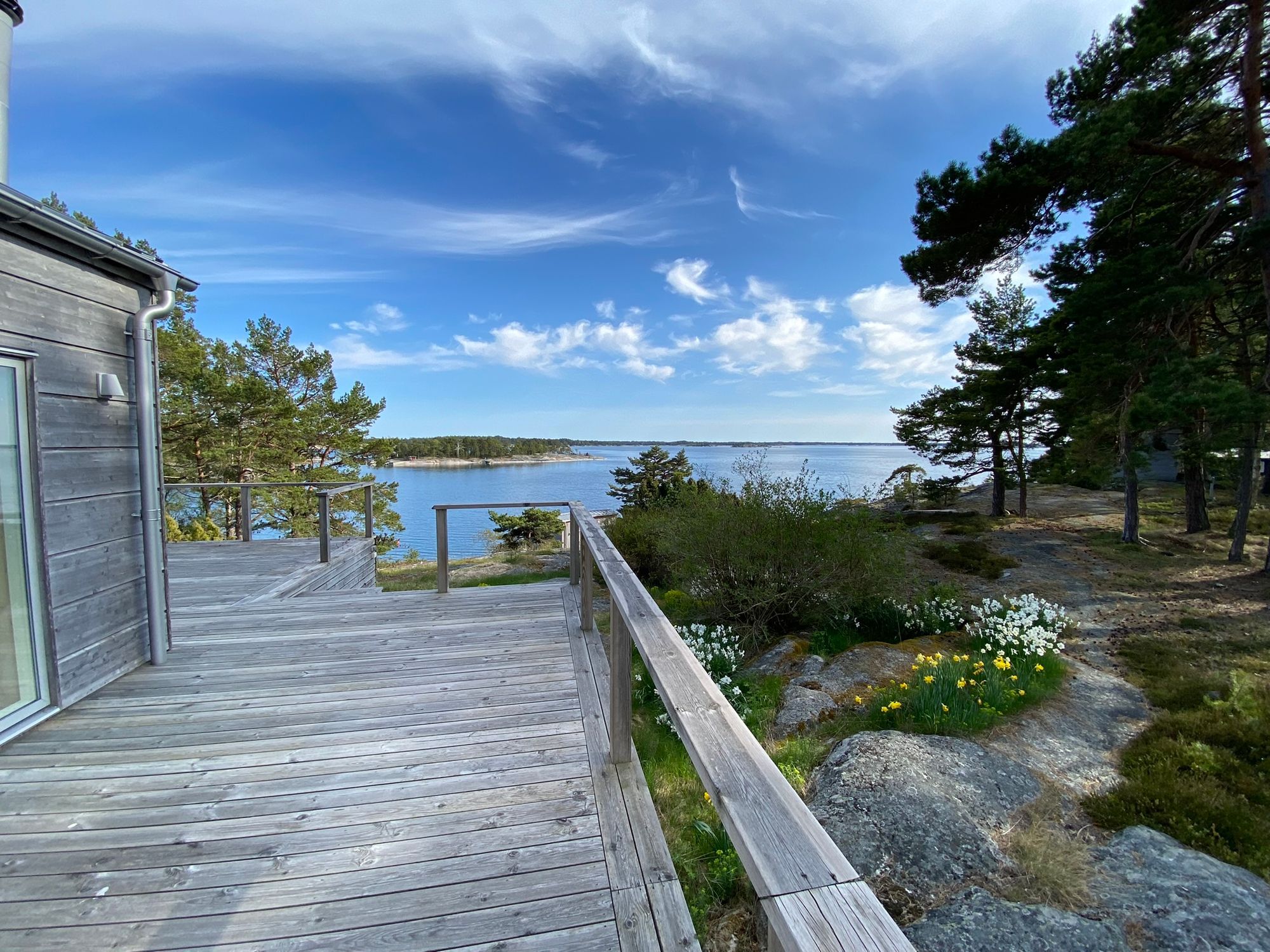 Havsnära i Stockholms Skärgård med egen sjötomt – bild 15 av 24