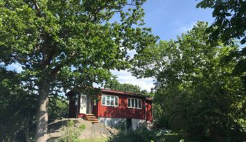 HUS VID HAVET PÅ BRÄNNÖ