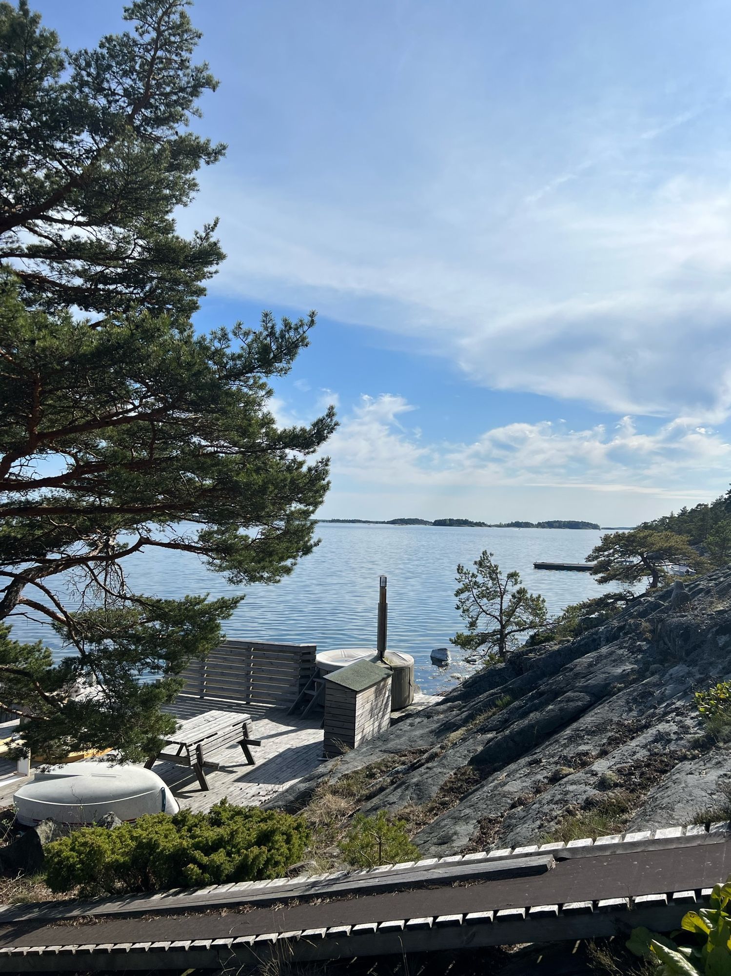 Havsnära i Stockholms Skärgård med egen sjötomt – bild 8 av 24