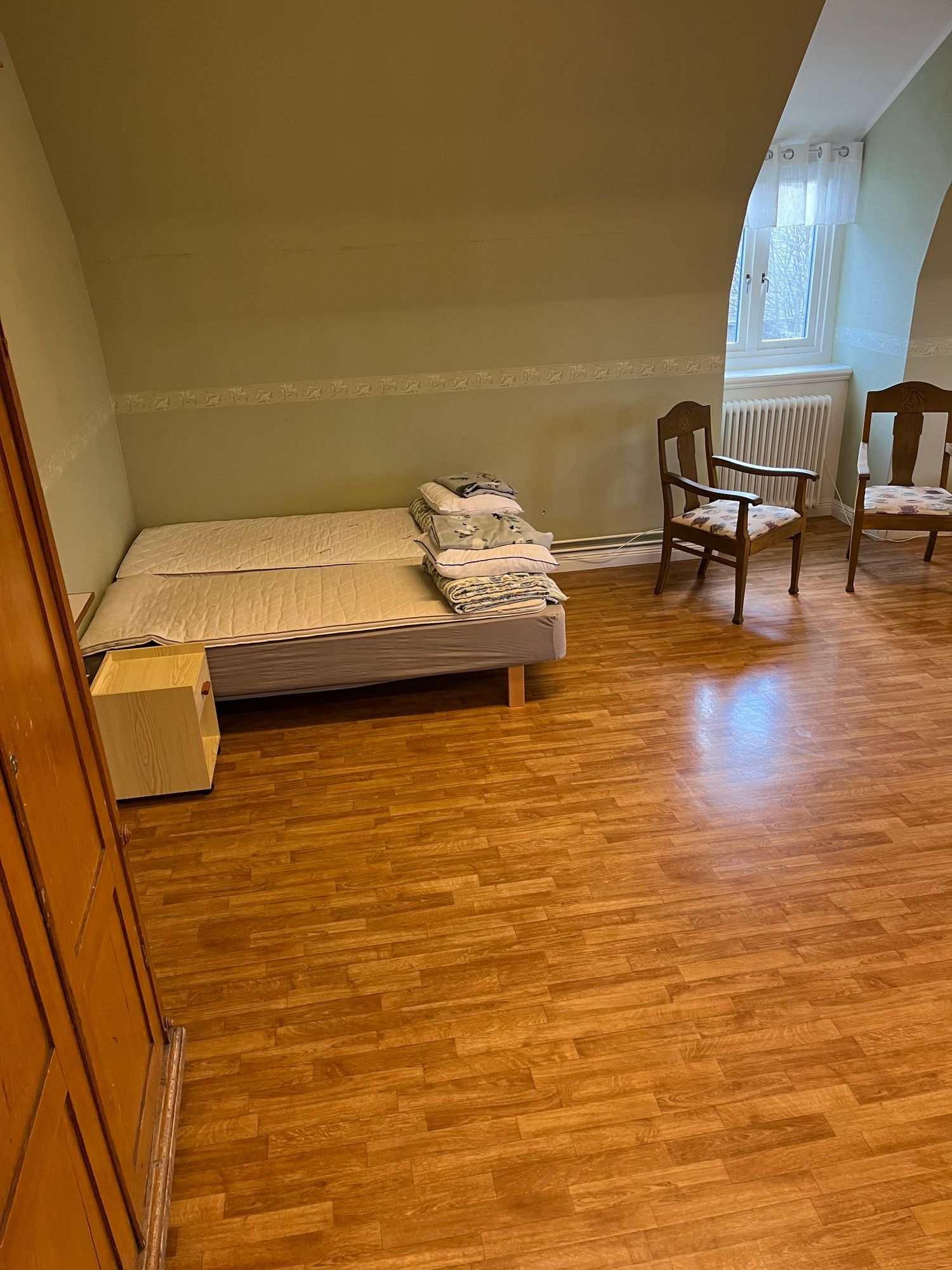 Lägenhet på övervåning i Källunge Bygdegård – bild 10 av 14