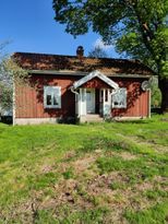 Idyllisk stuga nära sjön Bolmen