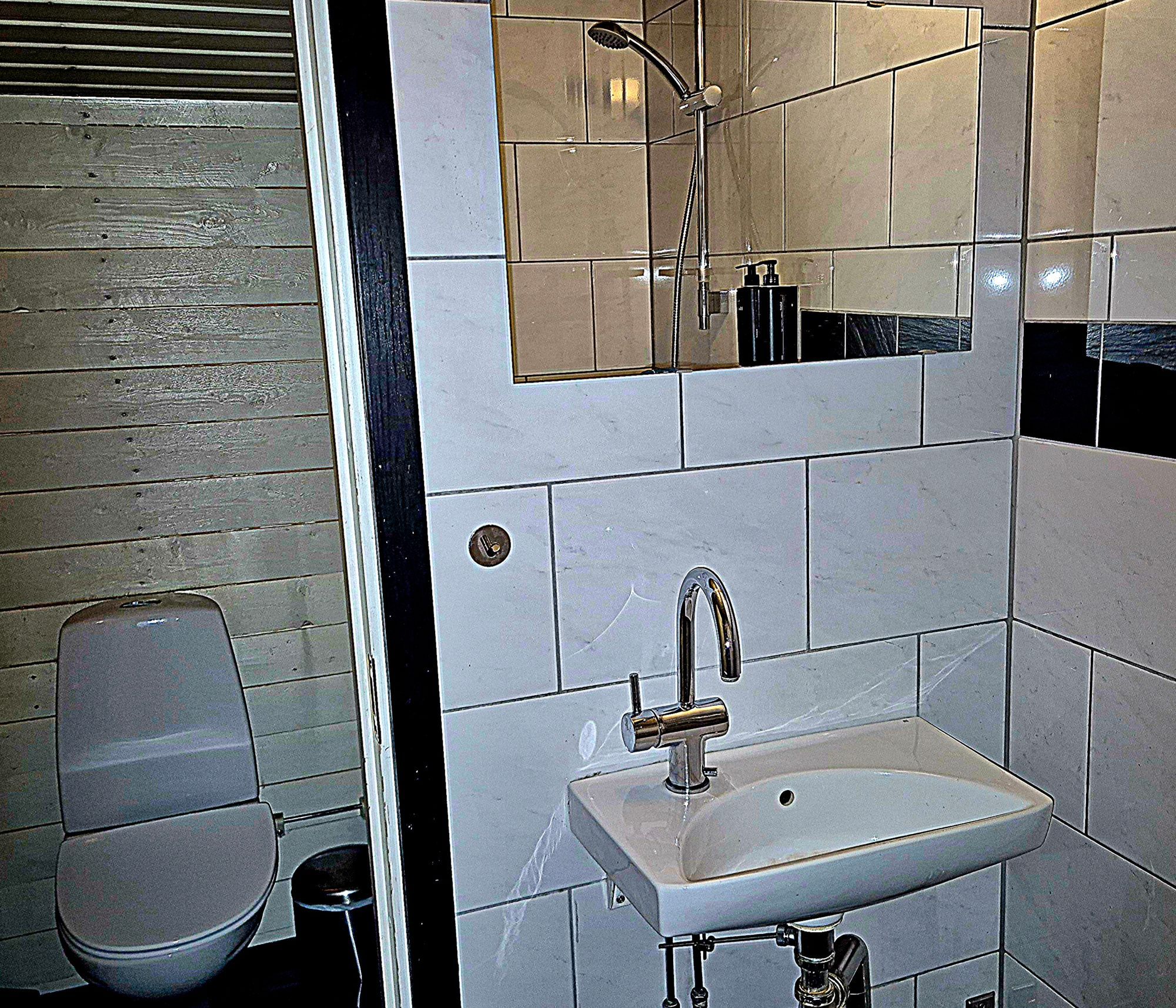 Wilderness svit – bild 5 av 6