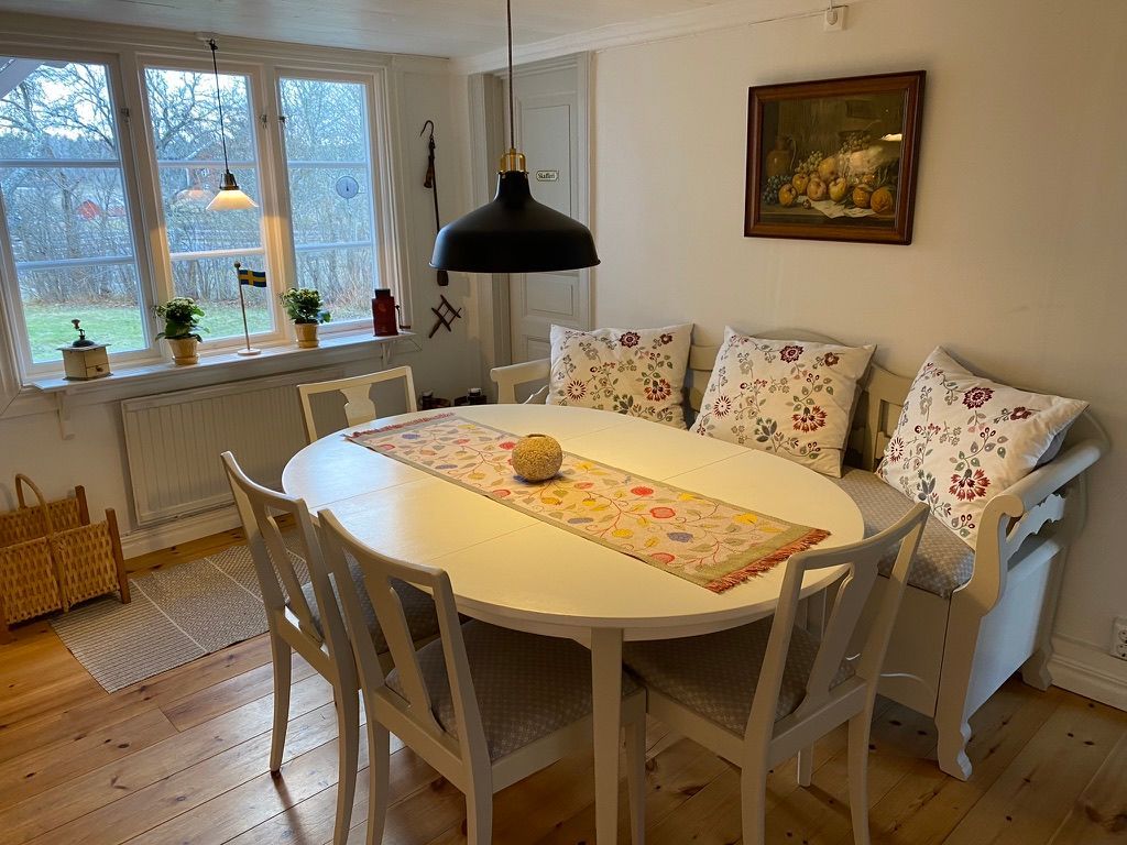 Charmigt hus med anor sent 1700-tal – bild 7 av 20
