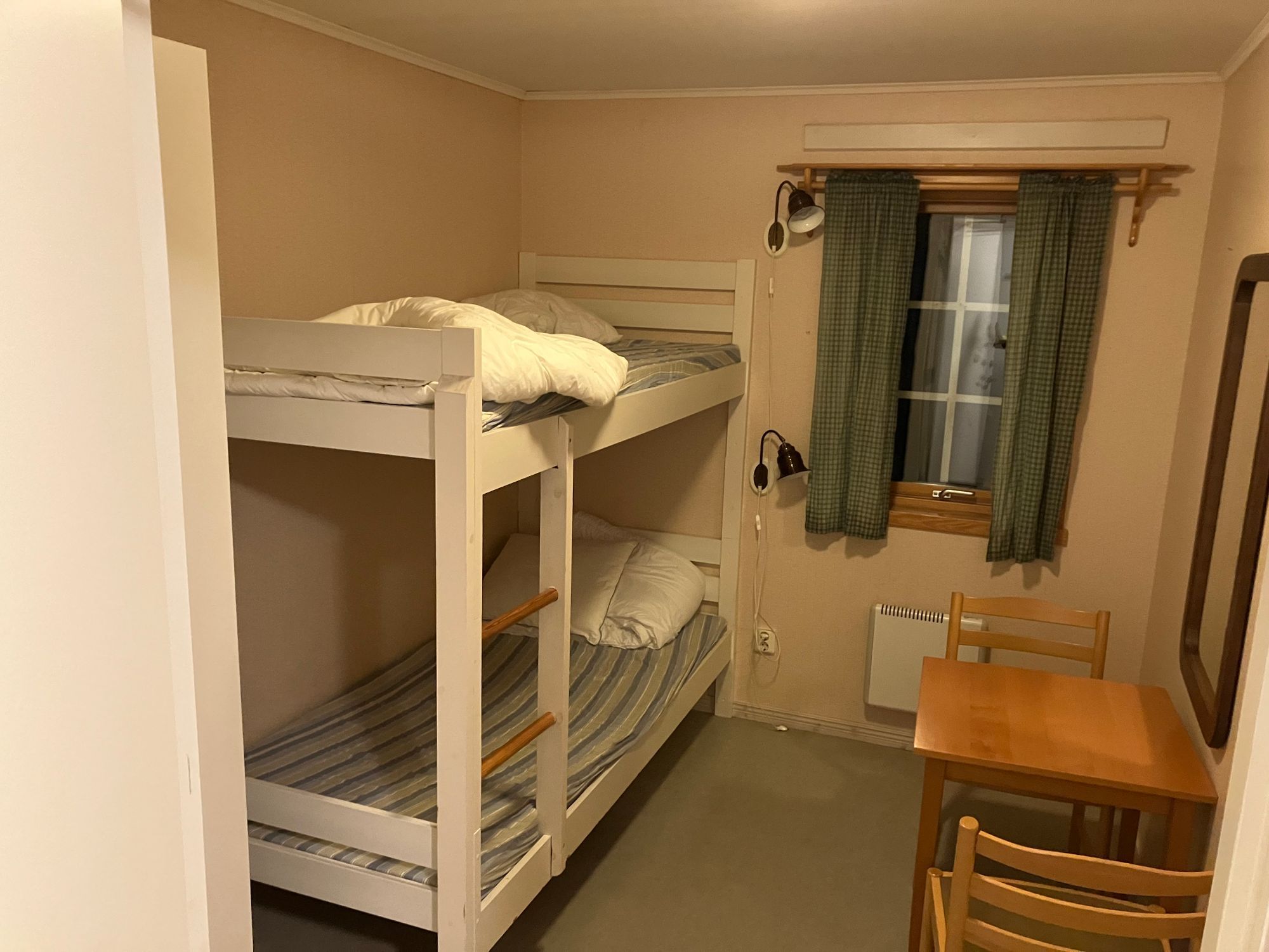 Plats för många i direkt närhet till skog och sjö! – bild 7 av 16
