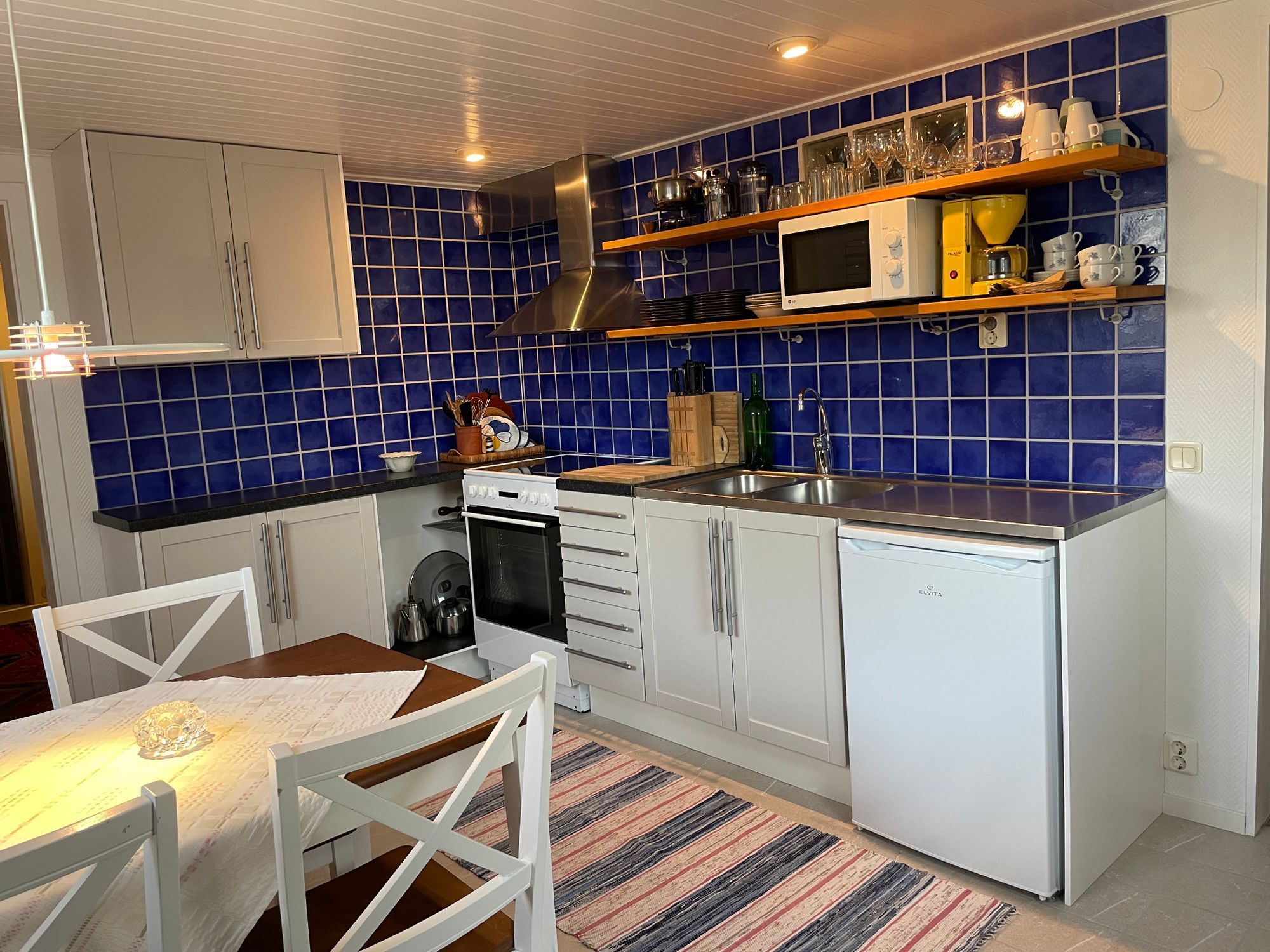 Kungshamn / Fisketången, 75 m från havet – bild 3 av 10