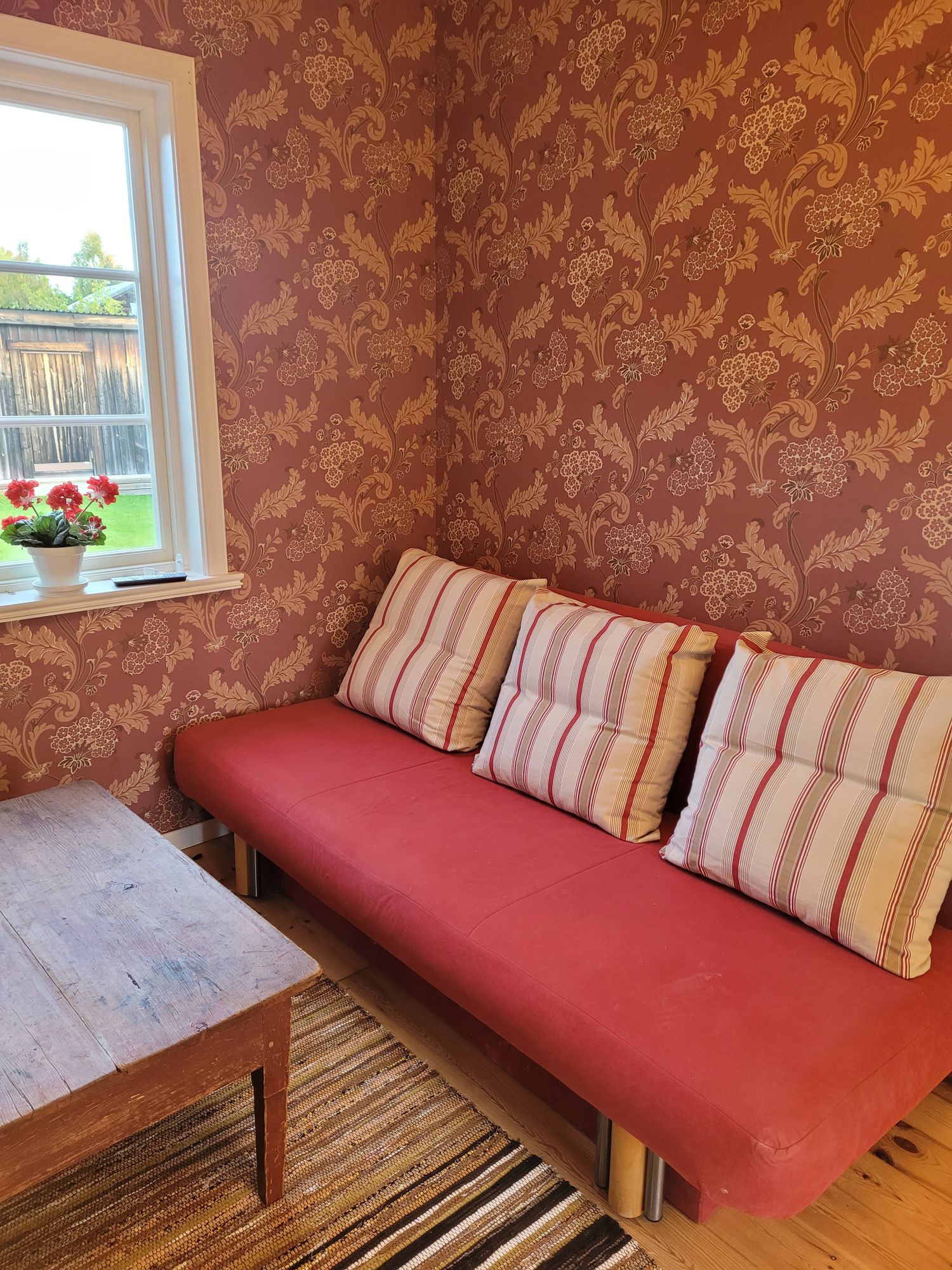 Mysig stuga i Gopshus längs Vasaloppsspåren – bild 8 av 24