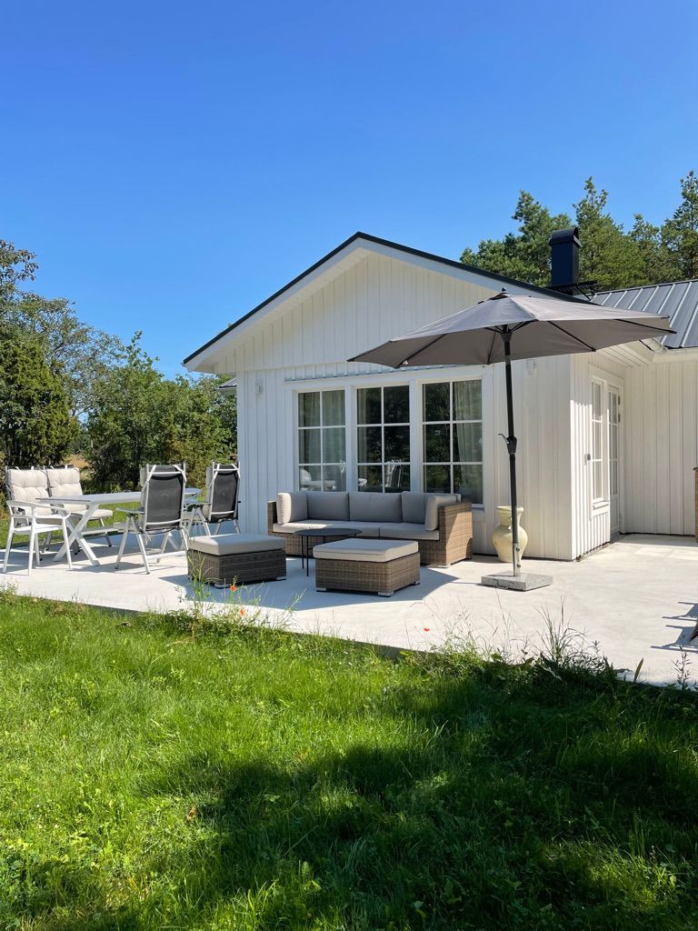Mysig stuga nära Herta strand – bild 5 av 7