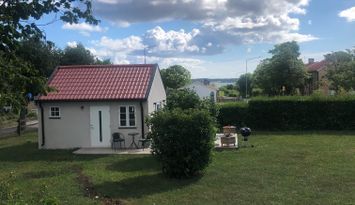 Nybyggd stuga med närhet till Fårö
