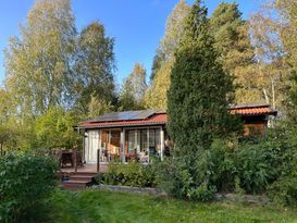 Lakeside cottage in Roslagen