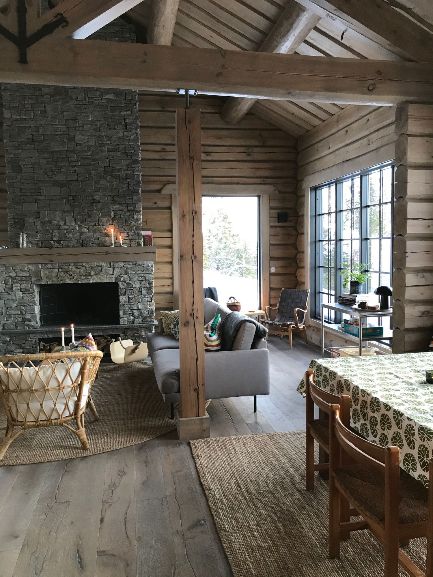 Drömstuga i Bydalen Ski-in-ski-out-läge – bild 2 av 7