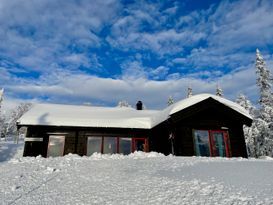 Välutrustad stuga i Fjällhalsen, Bydalen