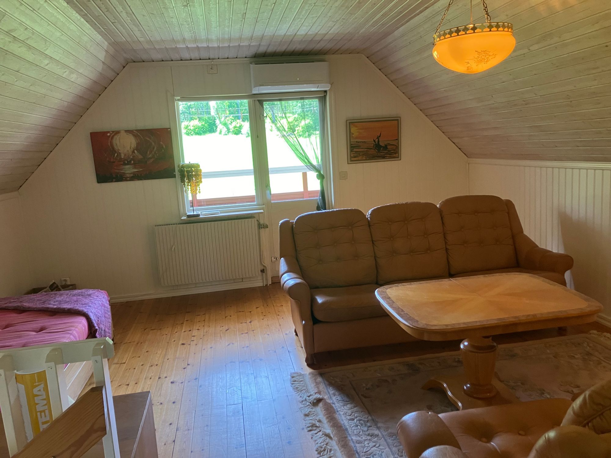 Trivsamt hus på landet - Småländska höglandet – bild 11 av 23