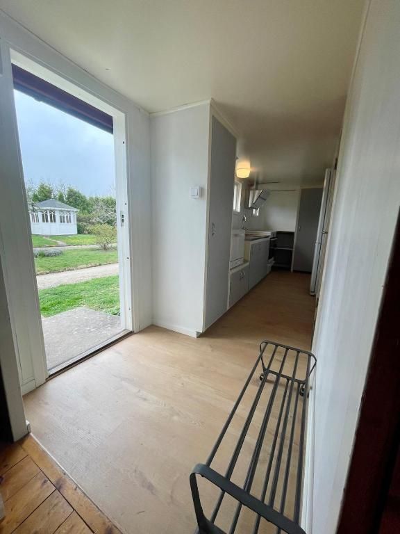 Charmigt gästhus 5 min från bron- Sängkläder inkl. – bild 17 av 18