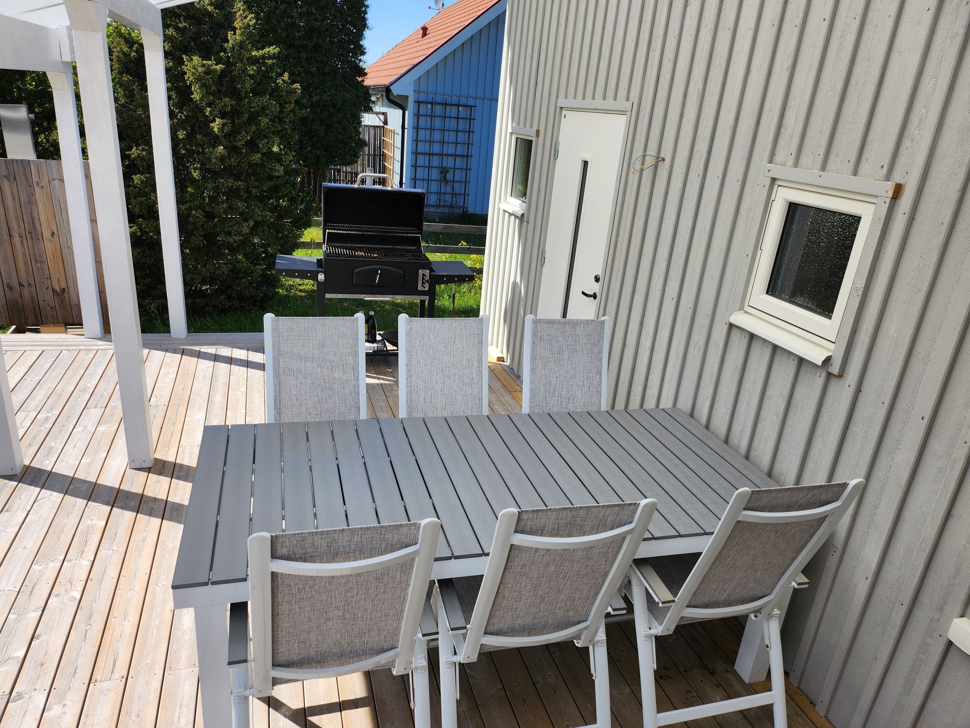 Arkitektritat modernt funkishus i Byxelkrok – bild 4 av 24