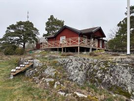 Mysig, modern skärgårdsidyll