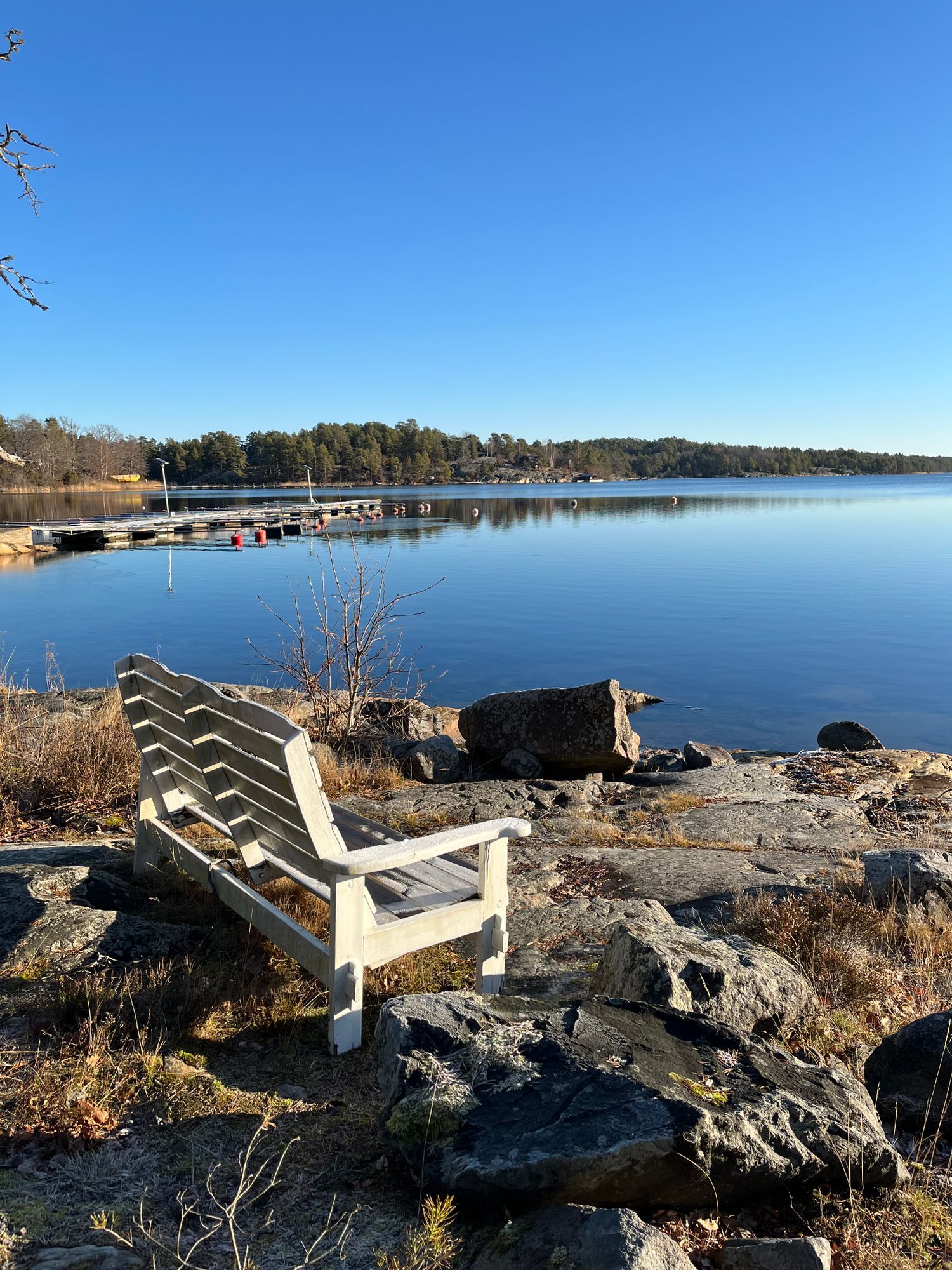 Mysig stuga nära hav och skog utanför Västervik – bild 20 av 23