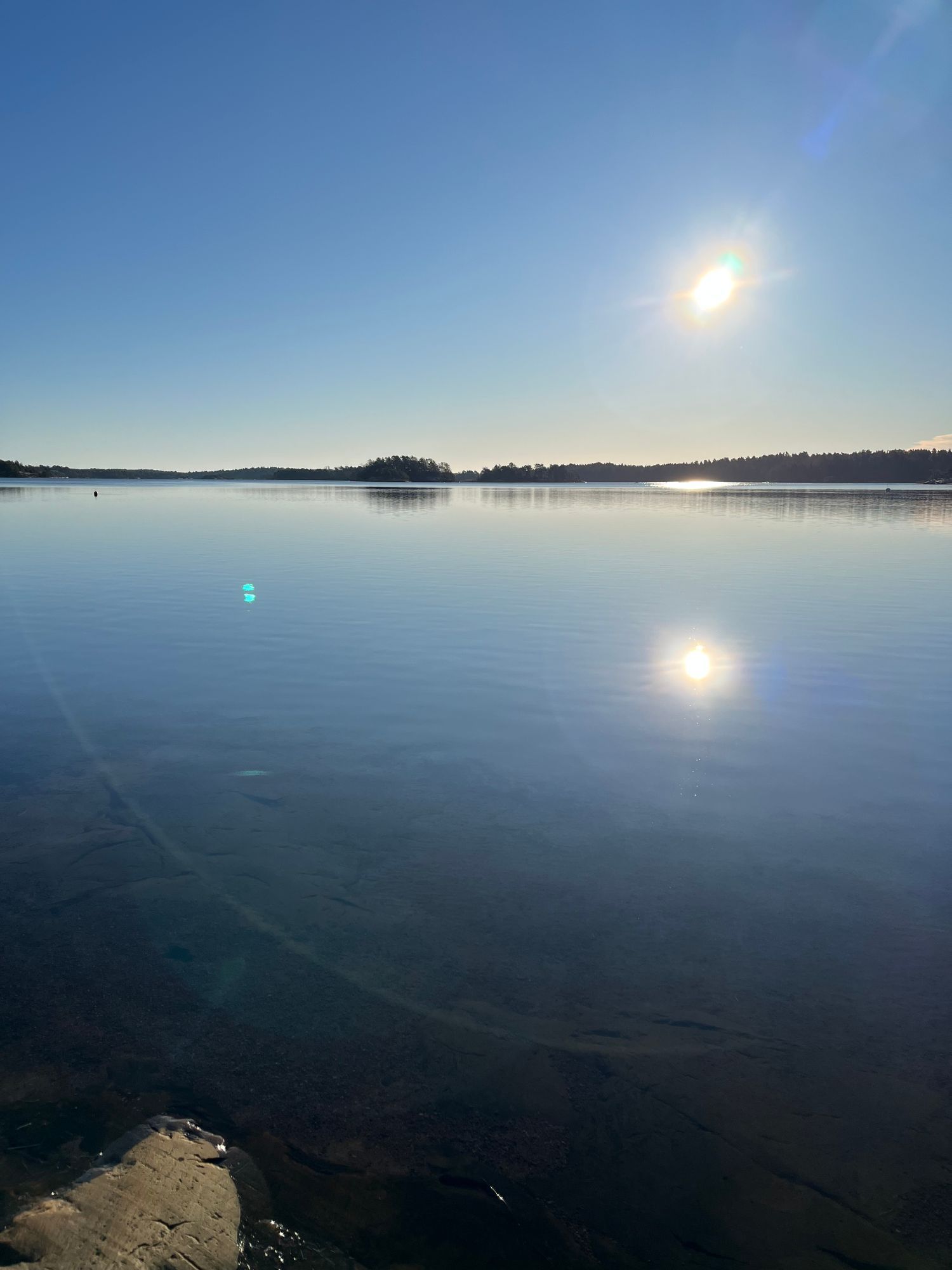 Mysig stuga nära hav och skog utanför Västervik – bild 19 av 23