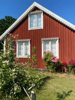 Summer house in Blekinge with pool and sea kayaks