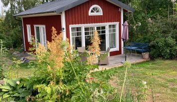 Mysig semesterstuga i Åskloster, Varberg