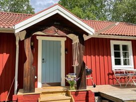 5 km from beautiful Järvsö. Newly renovated.