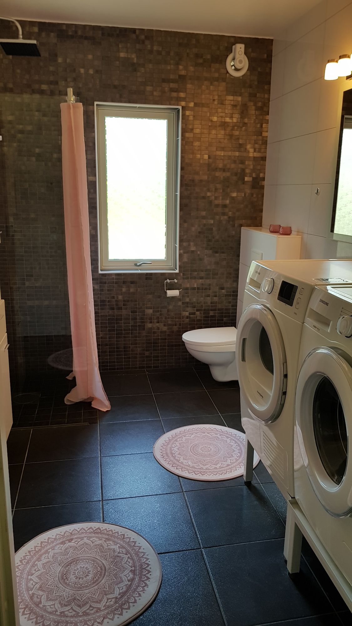 Stor, fin, modernt renoverad villa centralt Visby – bild 7 av 21