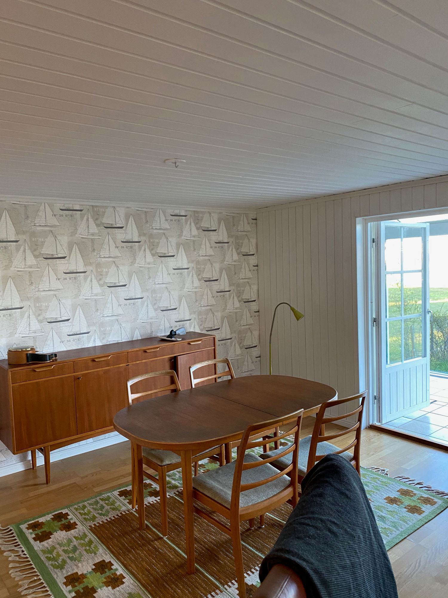 Fräsch stuga med havsutsikt på Sturkö – bild 11 av 19
