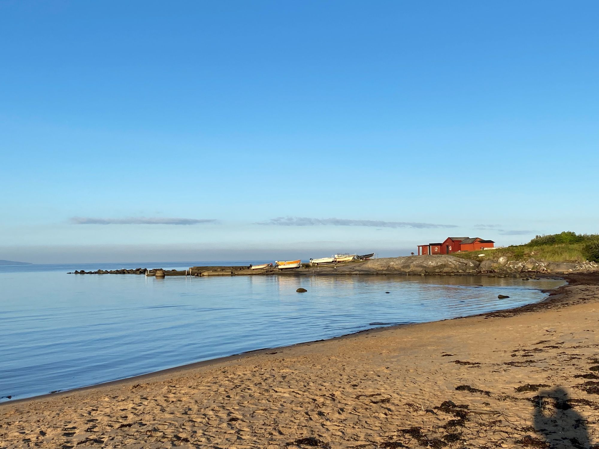 Nybyggt Attefallshus i Laxvik 300 m från havet. – bild 2 av 6