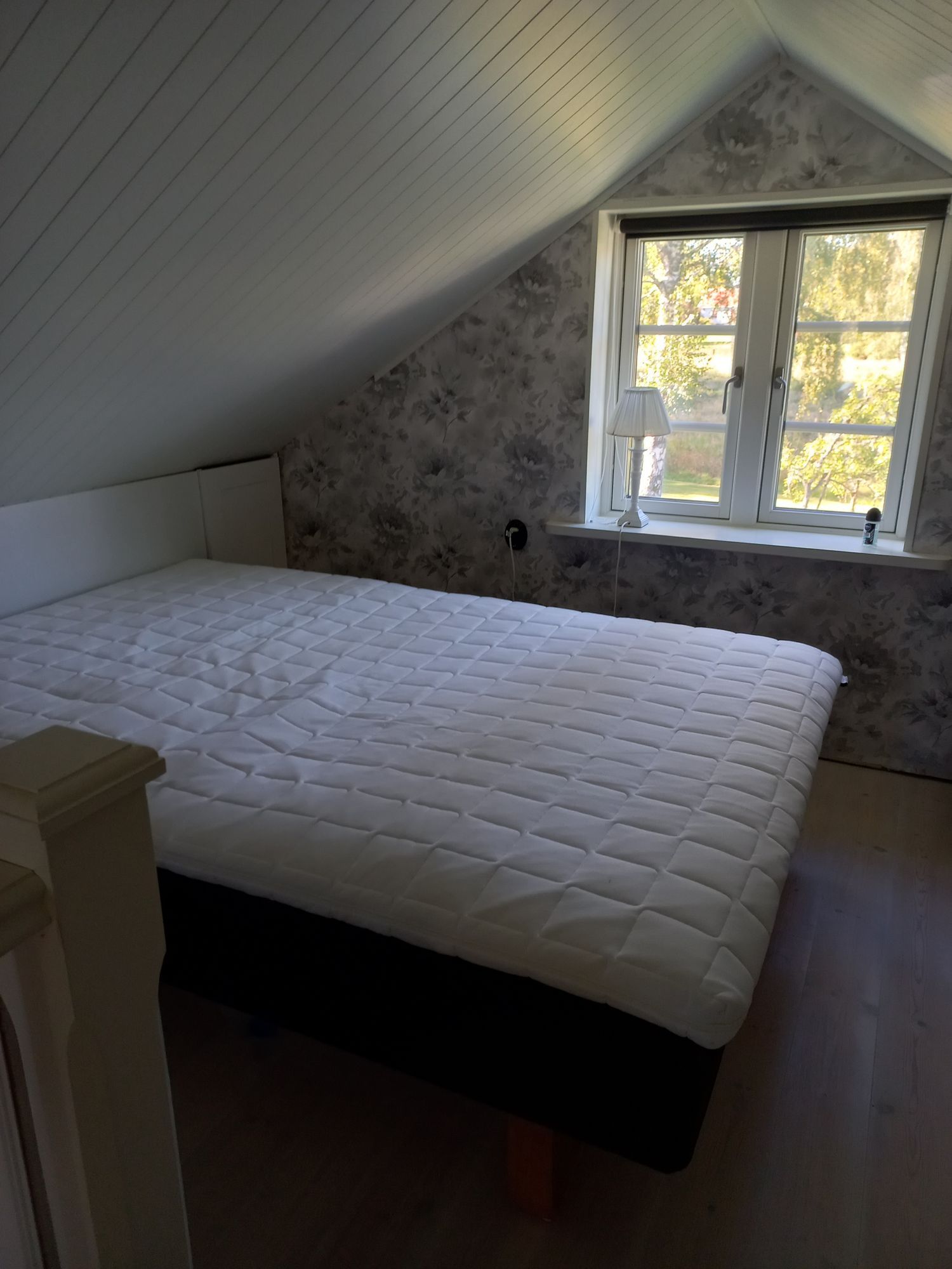 Stuga på Kållandsö – bild 19 av 24