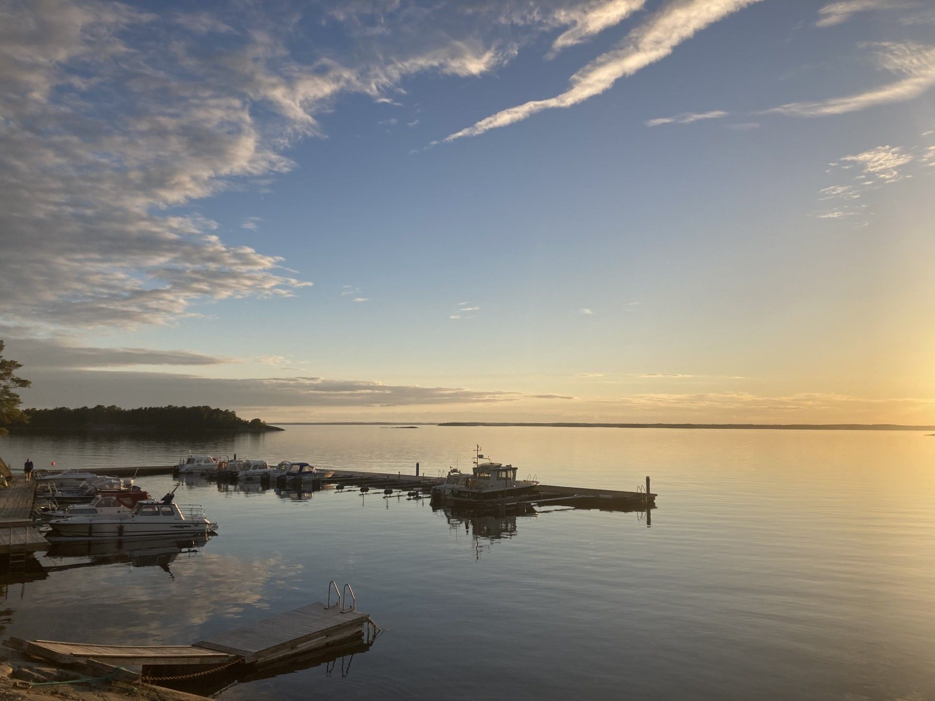 Skärgårdsidyll med härlig havsutsikt. – bild 11 av 12