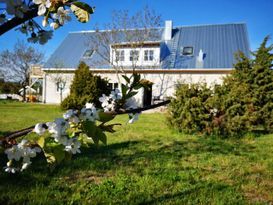 Villa, 6 rok, med trädgård nära Sommarland