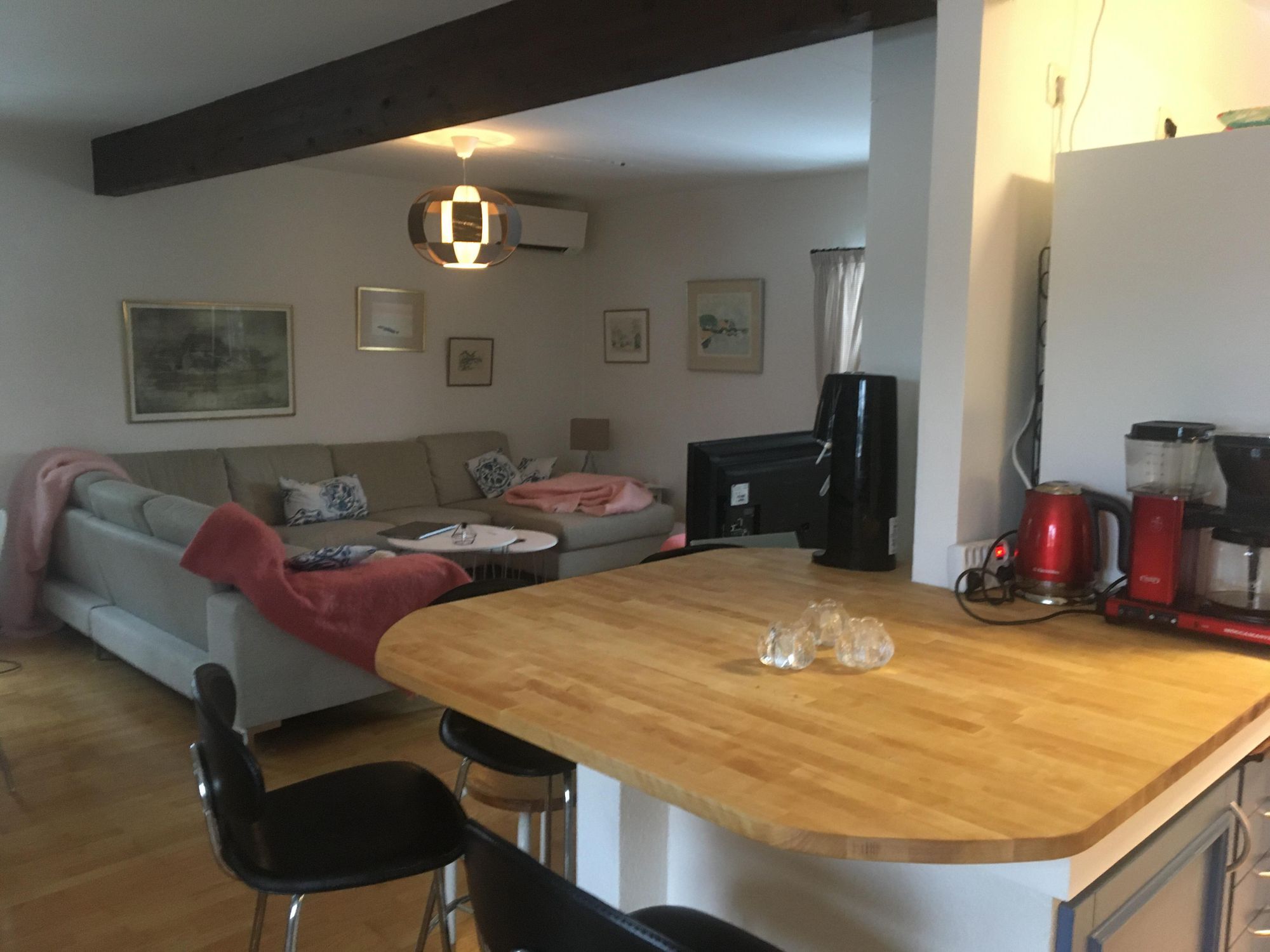 Stort härligt hus vid Torekovs golfbana – bild 4 av 24