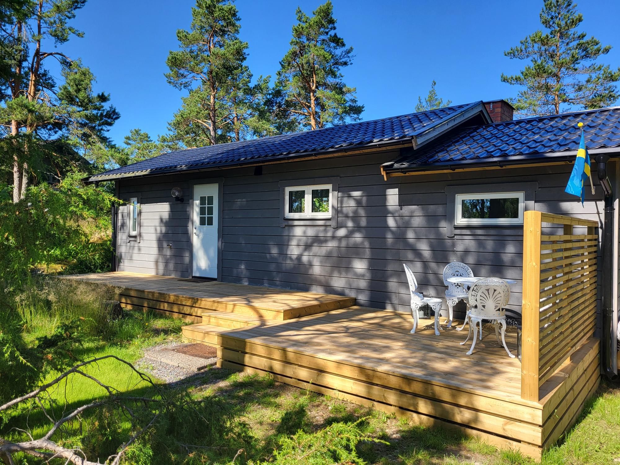 Stuga i S:t Annas skärgård, Vikbolandet – bild 2 av 13