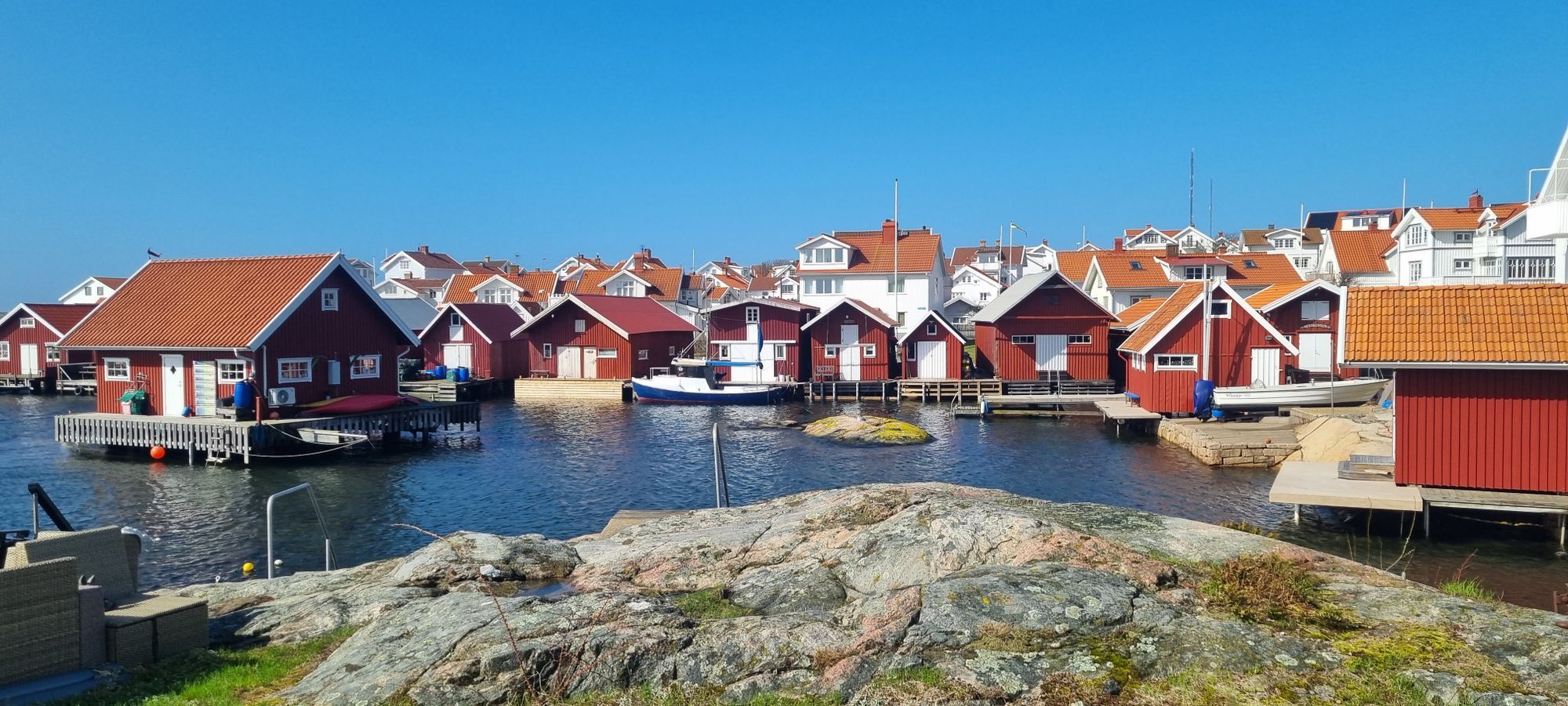 Lägenhet med stor altan och havsutsikt