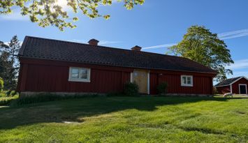 Stuga på landet - nära Kolmården