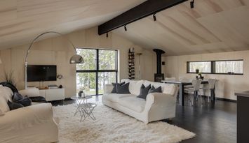 Unik lägenhet vid sjön Hären